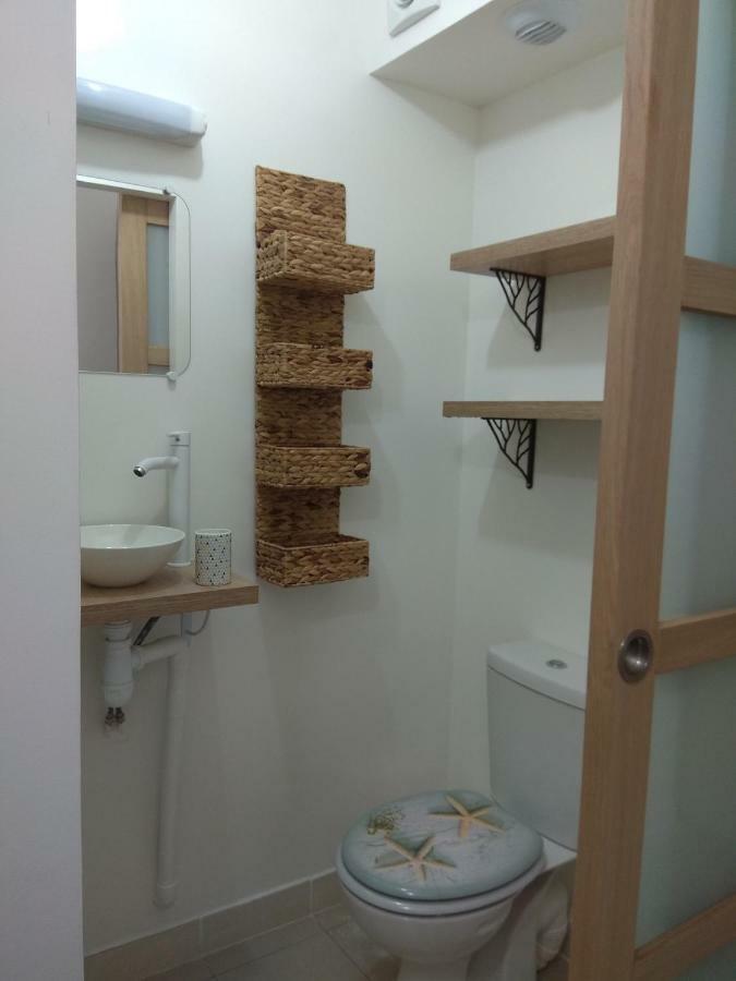 Chic Studio Near Paris Apartment Saint-Denis  Bagian luar foto